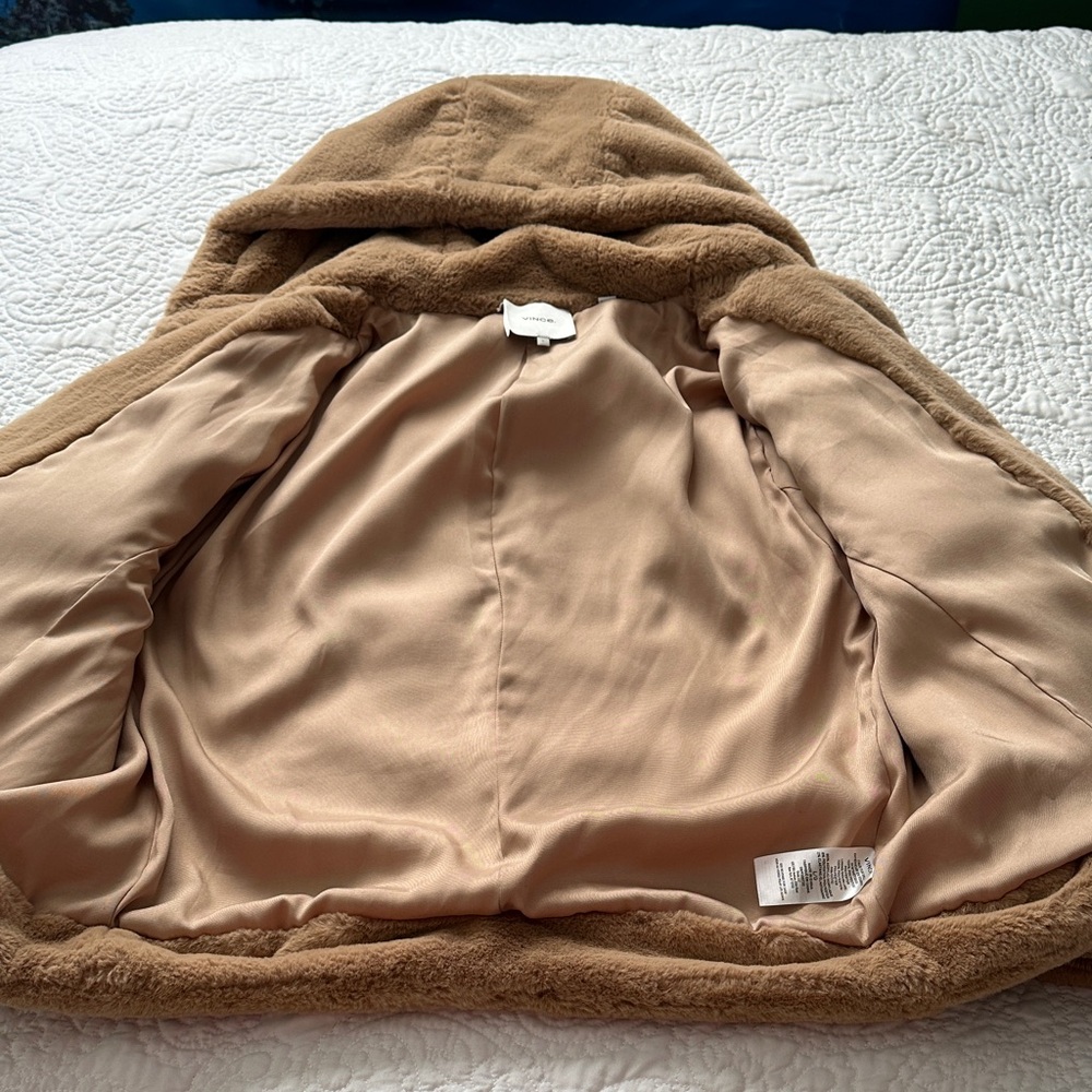 Vince Tan Faux Fur Hooded Jacket - Picture 5 of 5